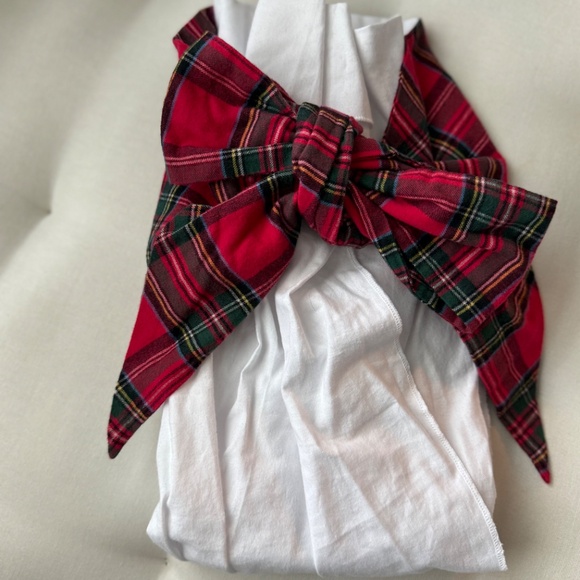 TBBC Christmas Plaid Swaddle - Perfect for Christmas Babies 👶🏼 - Picture 2 of 3